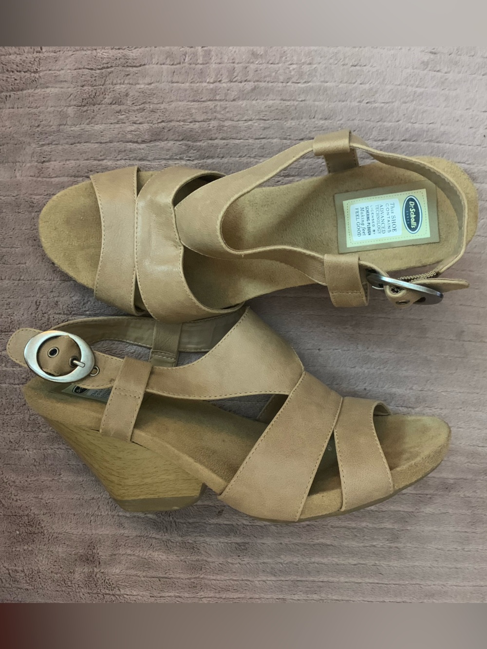 Dr. Scholl’s Tan wedge sandals